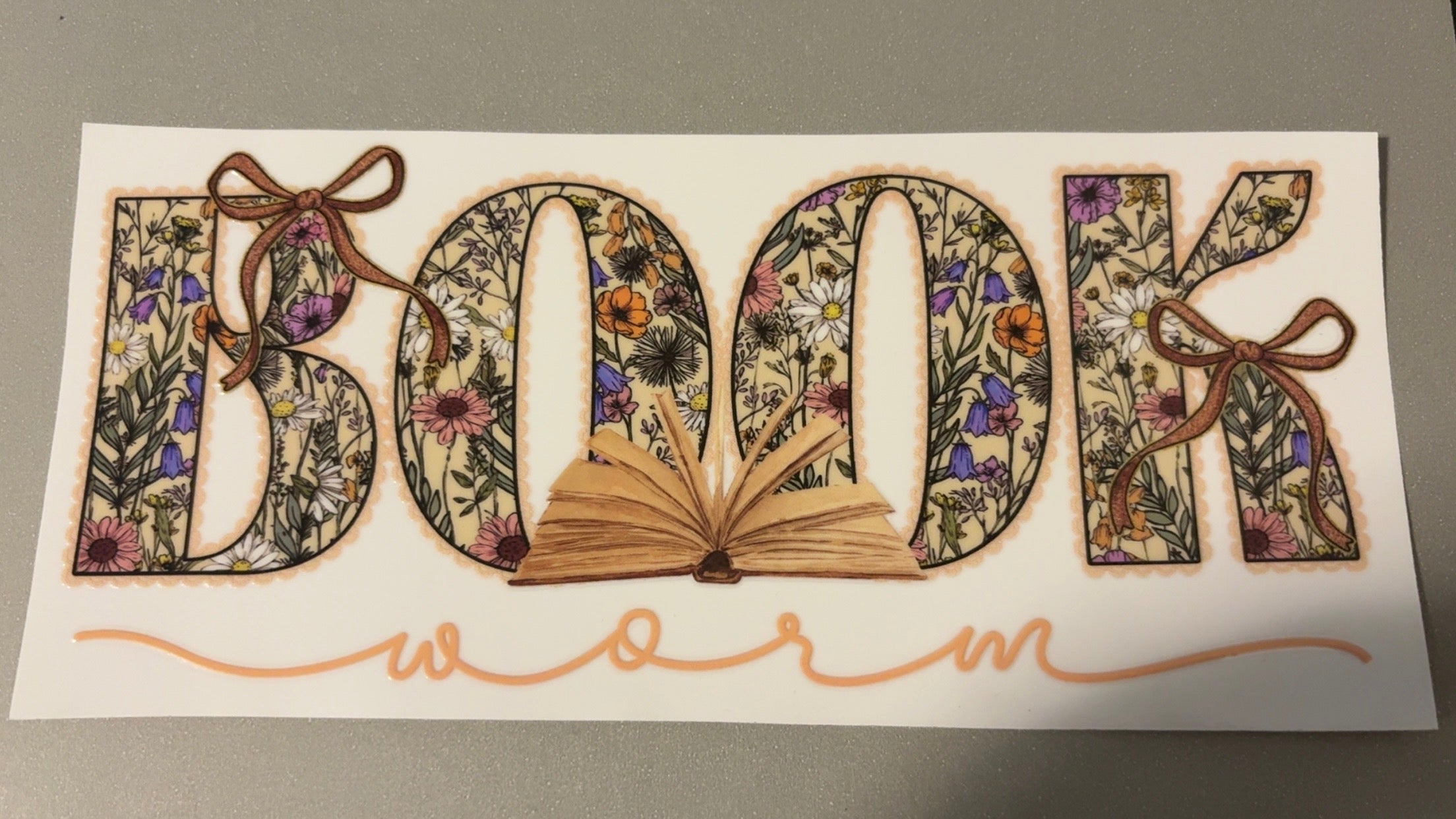 Book Worm, open book, bows