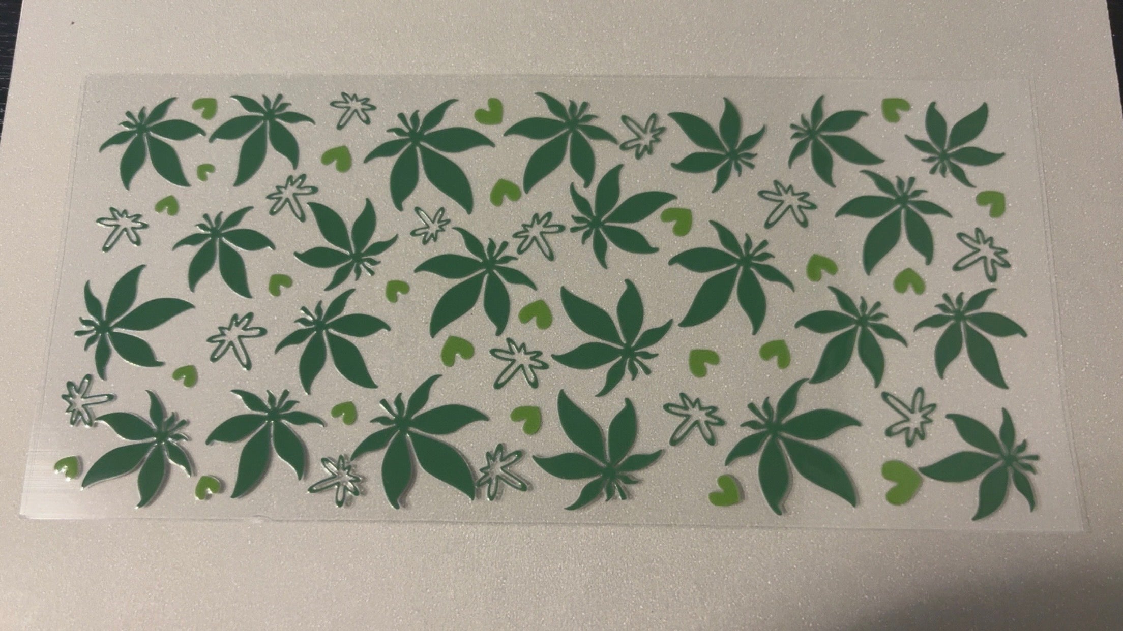 Pot plants & green hearts