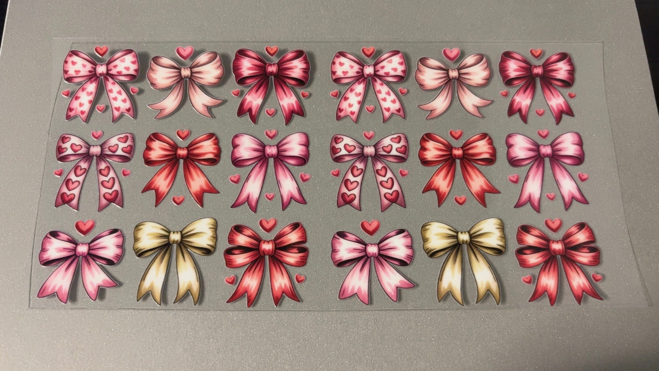 Assorted bows