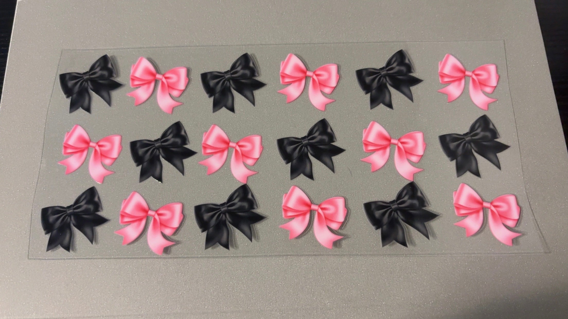 Black & Pink Bows
