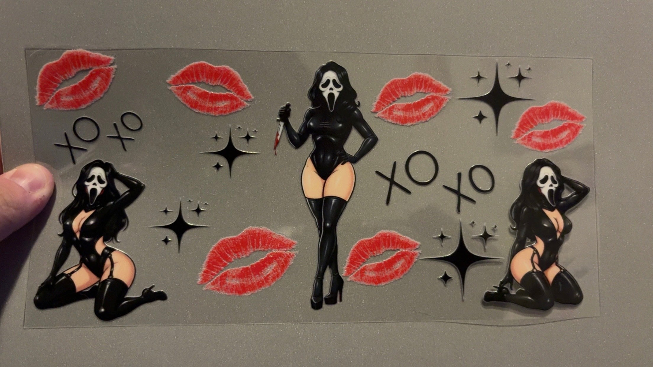 Ghostface girl, xoxo, kiss lips