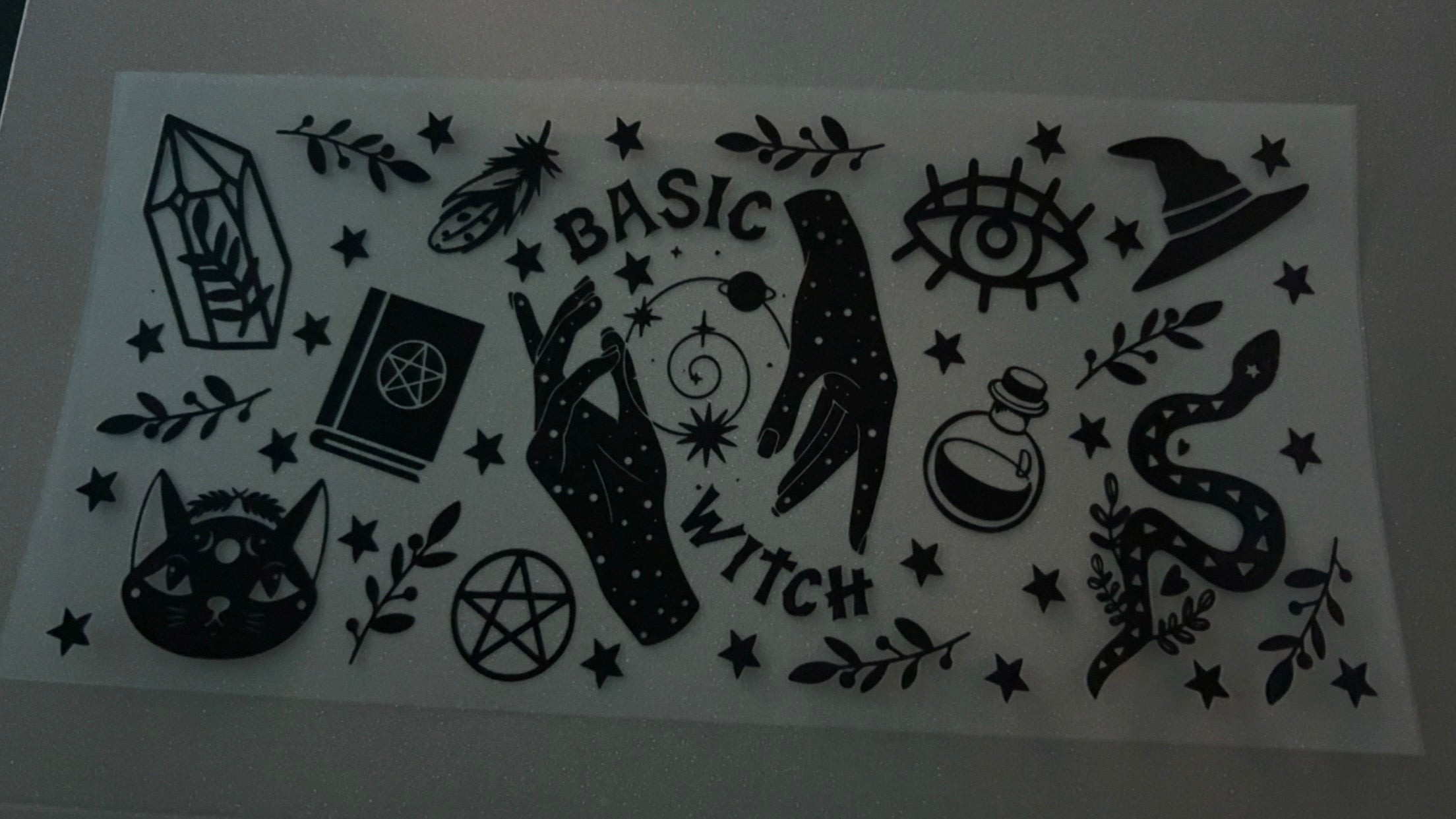 Basic witch, hands, hat, snake