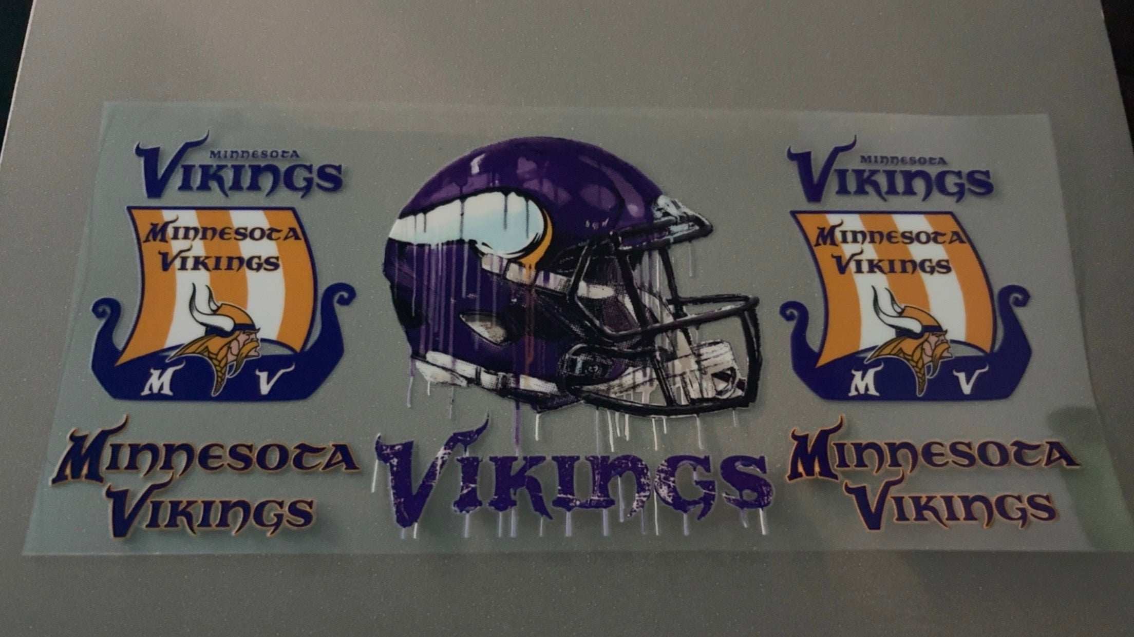 Minnesota Vikings with Helmet