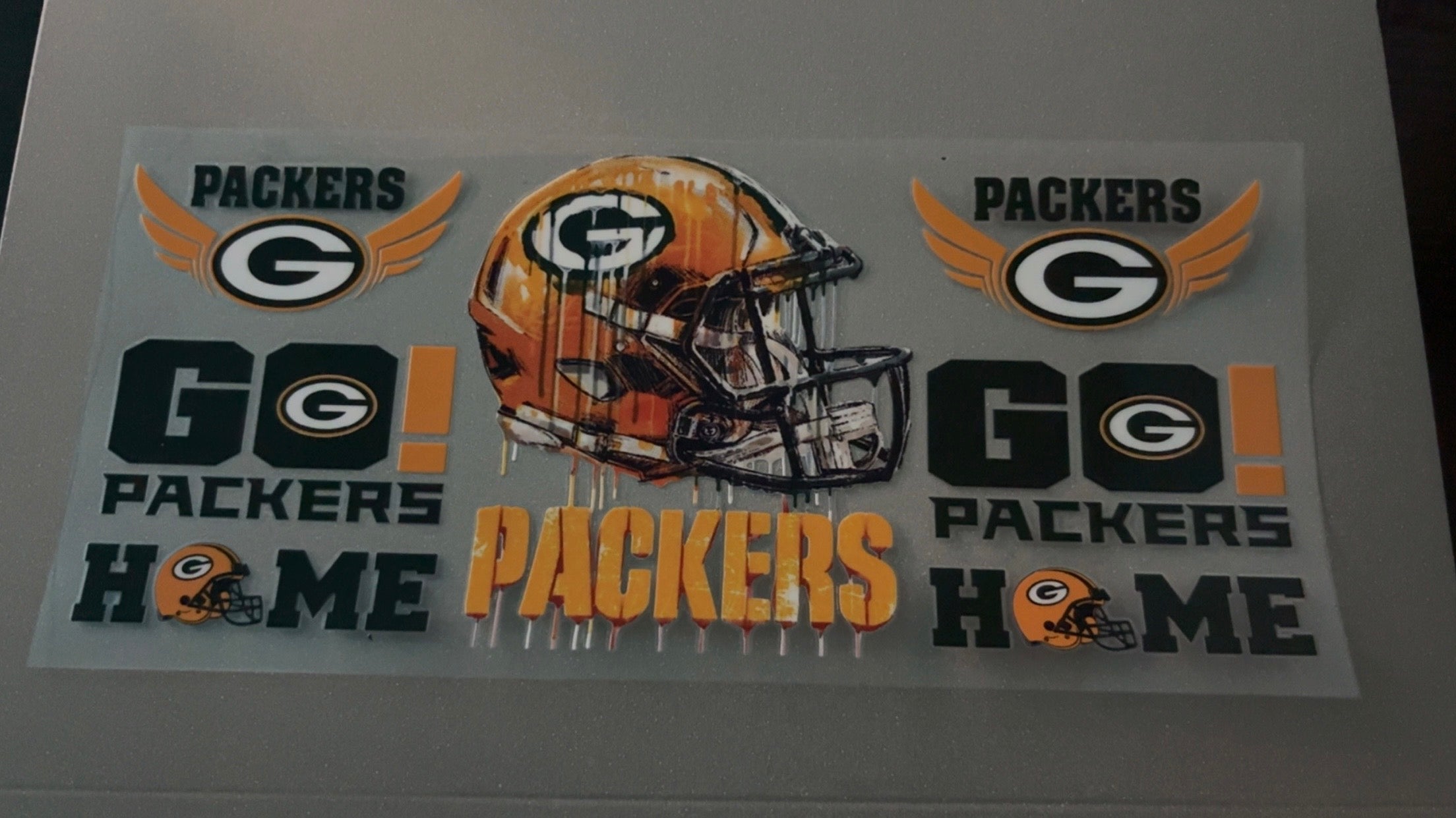 Green Bay Packers with Helmet
